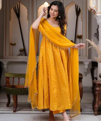 Yellow silk blend lace kurta set 1