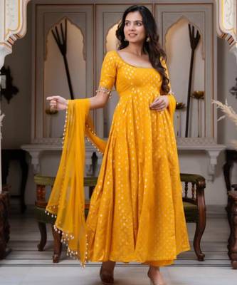 Yellow silk blend lace kurta set 3