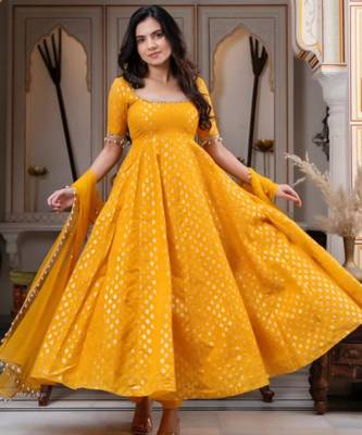 Yellow silk blend lace kurta set 4