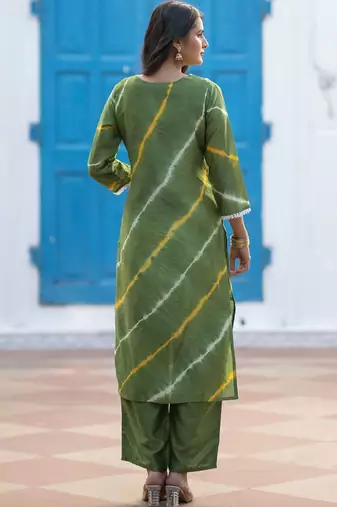 Women Dyed Regular Kurta with Palazzos & With Dupatta