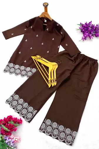 Brown silk blend embroidered kurta set