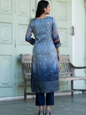 Women Floral Printed Regular Chanderi Silk Kurta with Trousers & With Dupatta 4
