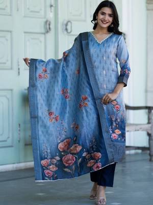 Women Floral Printed Regular Chanderi Silk Kurta with Trousers & With Dupatta 6