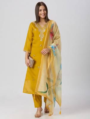 Yellow silk blend printed kurta set 1