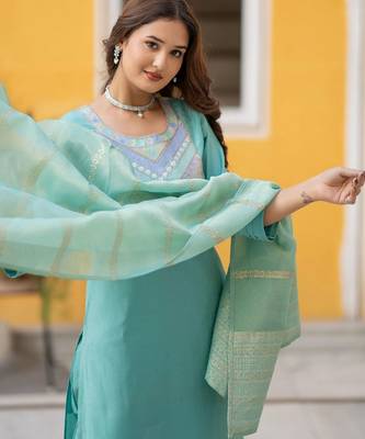 Women Ethnic Motifs Embroidered Regular Thread Work Kurta with Trousers & With Dupatta 7