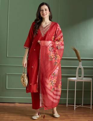 Red rayon embroidered kurta set 2