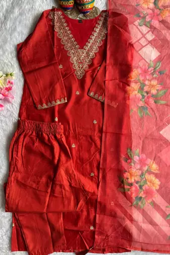 Red rayon embroidered kurta set