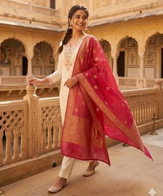 Off-white silk blend embroidered kurta set 1