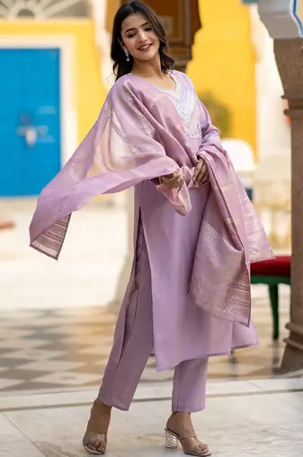 Women Ethnic Motifs Embroidered Regular Thread Work Kurta with Trousers & With Dupatta