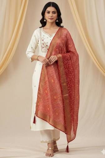White silk blend embroidered kurta set