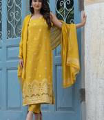 Women Ethnic Motifs Embroidered Regular Kurta with Trousers & With Dupatta
