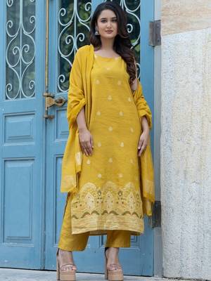 Women Ethnic Motifs Embroidered Regular Kurta with Trousers & With Dupatta 7