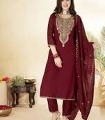 Maroon silk blend embroidered kurta set