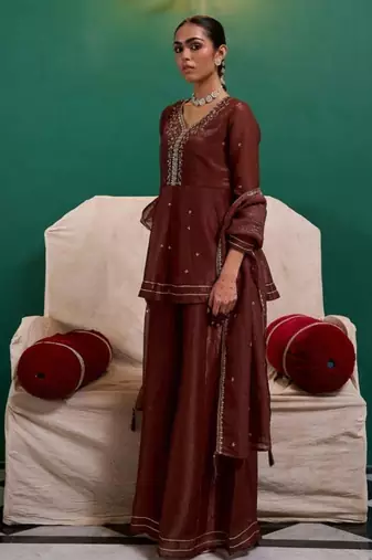 Brown silk blend embroidered kurta set
