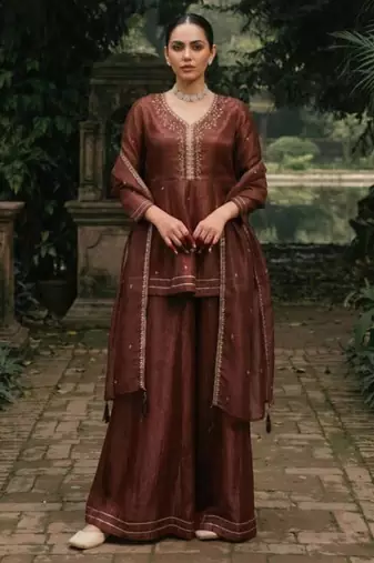 Brown silk blend embroidered kurta set