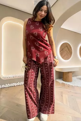Women Floral Printed Regular Top with Palazzos