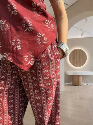 Women Floral Printed Regular Top with Palazzos 5