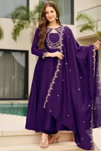 Purple silk blend embroidered kurta set