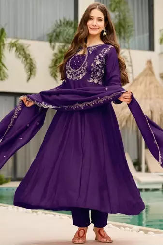 Purple silk blend embroidered kurta set