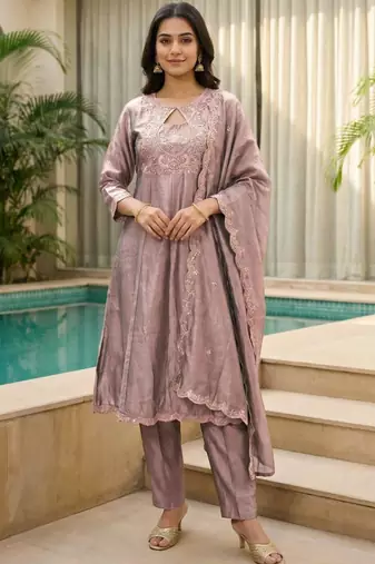 Lavender silk blend embroidered kurta set