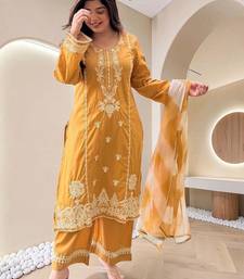 Women Ethnic Motifs Embroidered Regular Thread Work Kurta with Palazzos & With Dupatta