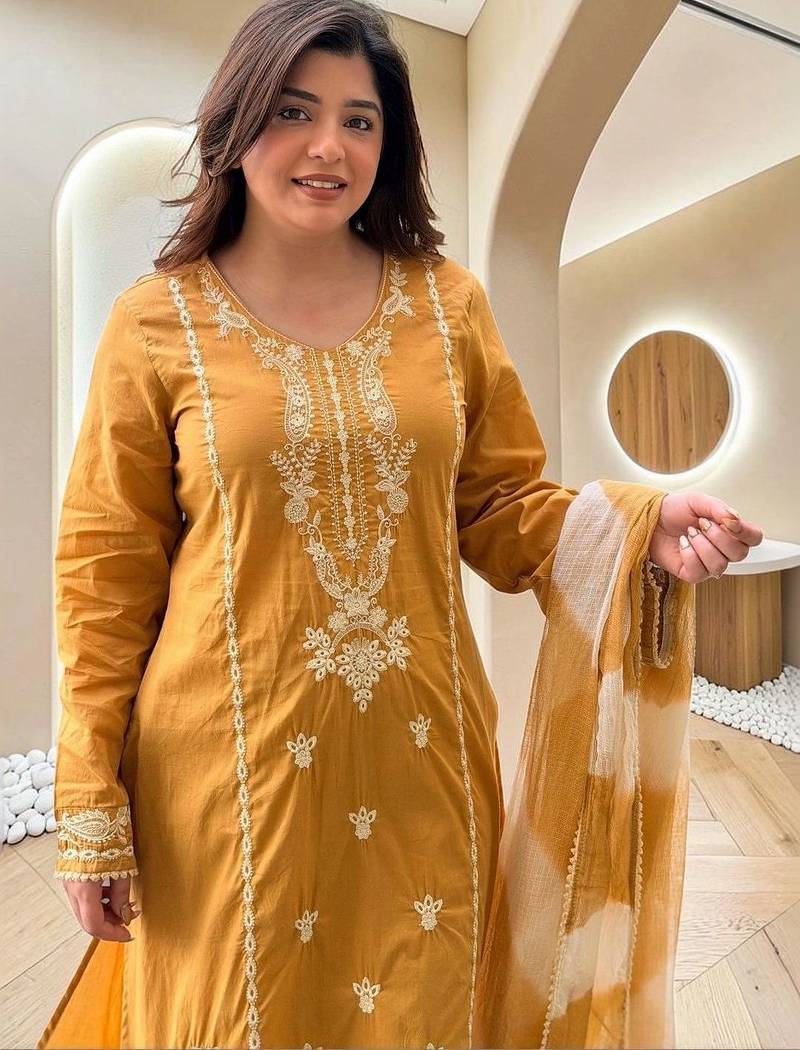 Women Ethnic Motifs Embroidered Regular Thread Work Kurta with Palazzos & With Dupatta