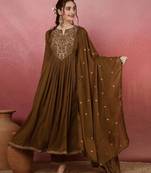 Brown silk blend embroidered kurta set