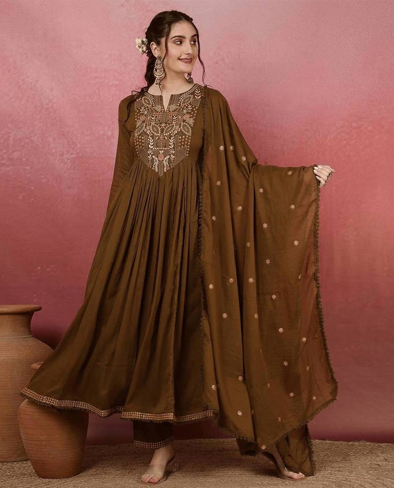 Brown silk blend embroidered kurta set