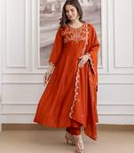 Orange silk blend embroidered kurta set