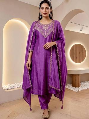 Women Ethnic Motifs Embroidered Regular Thread Work Kurta with Trousers & With Dupatta 1