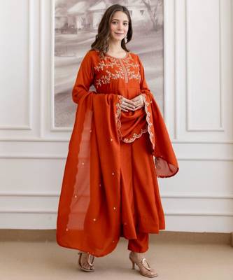 Orange silk blend embroidered kurta set 3