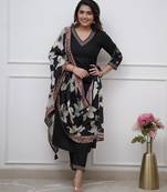 Black silk blend embroidered kurta set