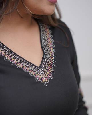 Black silk blend embroidered kurta set 3