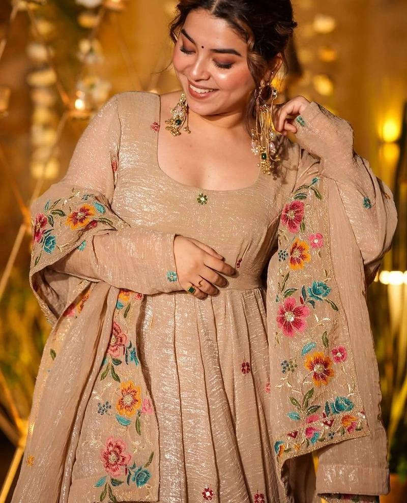 Women Floral Embroidered Empire Thread Work Kurta with Palazzos & With Dupatta
