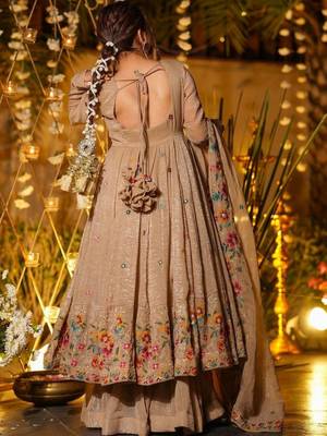 Women Floral Embroidered Empire Thread Work Kurta with Palazzos & With Dupatta 4