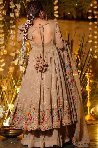 Women Floral Embroidered Empire Thread Work Kurta with Palazzos & With Dupatta