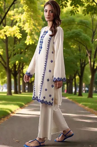 Women Ethnic Motifs Embroidered Regular Thread Work Chanderi Silk Kurta with Trousers