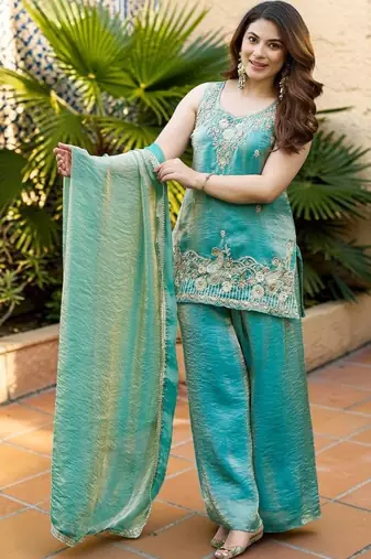 Women Ethnic Motifs Embroidered Regular Kurta with Palazzos & With Dupatta