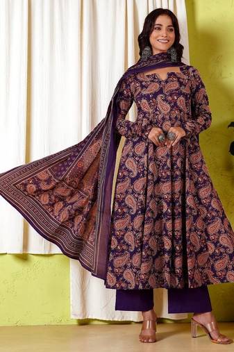 Women Paisley Printed Empire Kurta with Trousers & With Dupatta