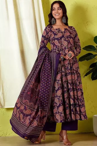 Women Paisley Printed Empire Kurta with Trousers & With Dupatta