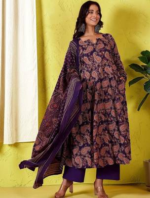 Women Paisley Printed Empire Kurta with Trousers & With Dupatta 6
