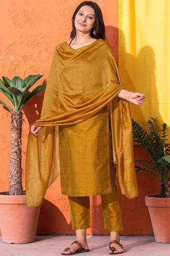 Women Ethnic Motifs Regular Kurta with Trousers & With Dupatta