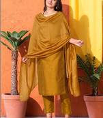 Women Ethnic Motifs Regular Kurta with Trousers & With Dupatta
