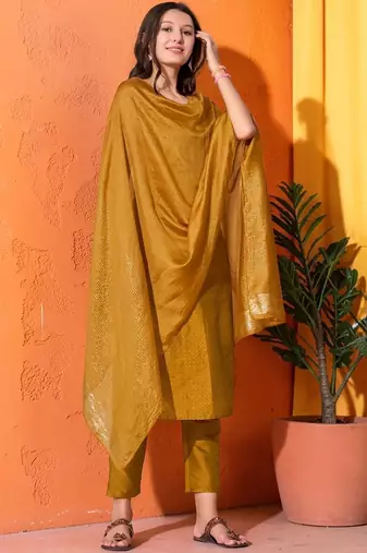 Women Ethnic Motifs Regular Kurta with Trousers & With Dupatta
