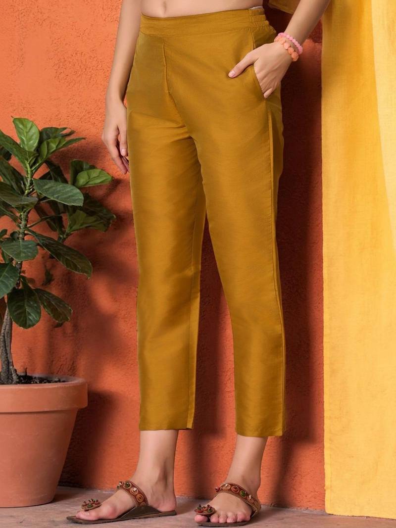 Women Ethnic Motifs Regular Kurta with Trousers & With Dupatta