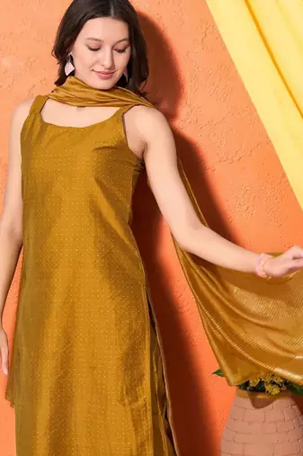 Women Ethnic Motifs Regular Kurta with Trousers & With Dupatta