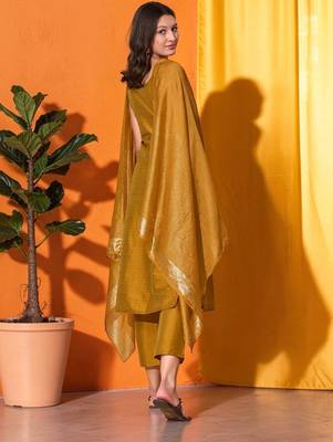 Women Ethnic Motifs Regular Kurta with Trousers & With Dupatta 7