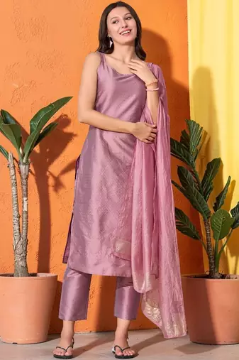 Women Regular Kurta with Trousers & With Dupatta