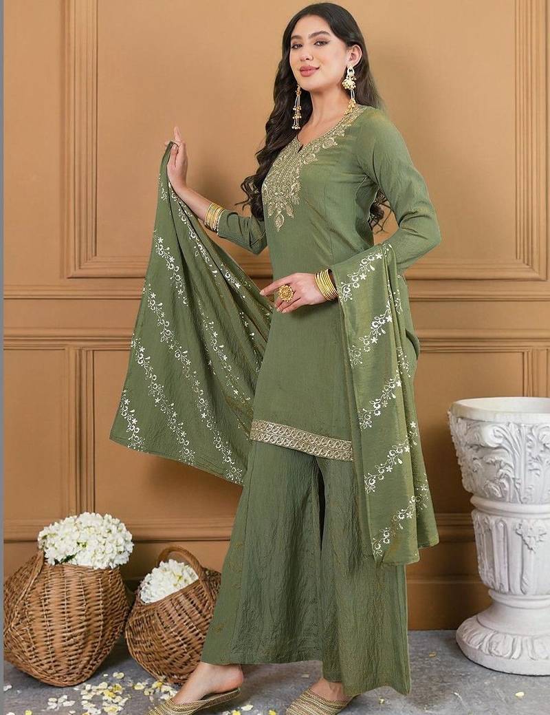 Women Ethnic Motifs Embroidered Regular Thread Work Kurta with Sharara & With Dupatta