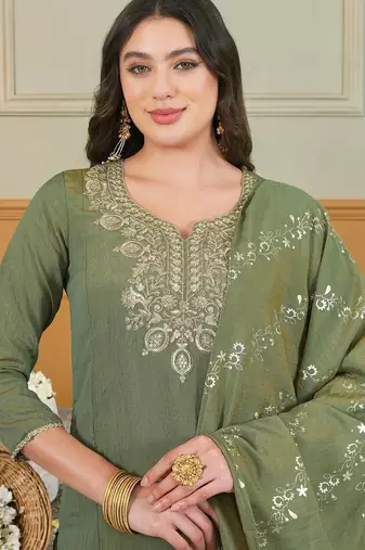 Women Ethnic Motifs Embroidered Regular Thread Work Kurta with Sharara & With Dupatta